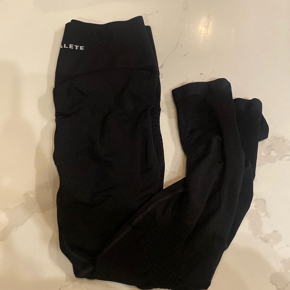 Alphalete Amplify Leggings ‼️READ CAPTION‼️